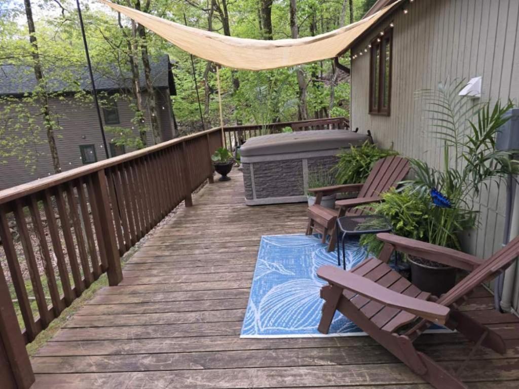 Pocono Mountain View Lake House In Lake Harmony Buitenkant foto